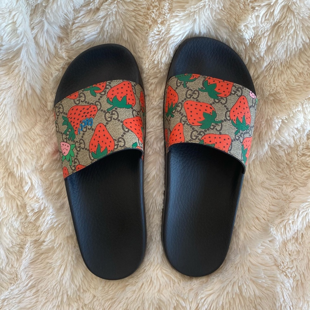 Strawberry Gucci Slides Size 9-9.5